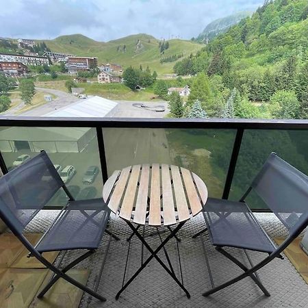 Studio Refait A Neuf Avec Balcon - Famille - Parking Couvert Chamrousse Dış mekan fotoğraf