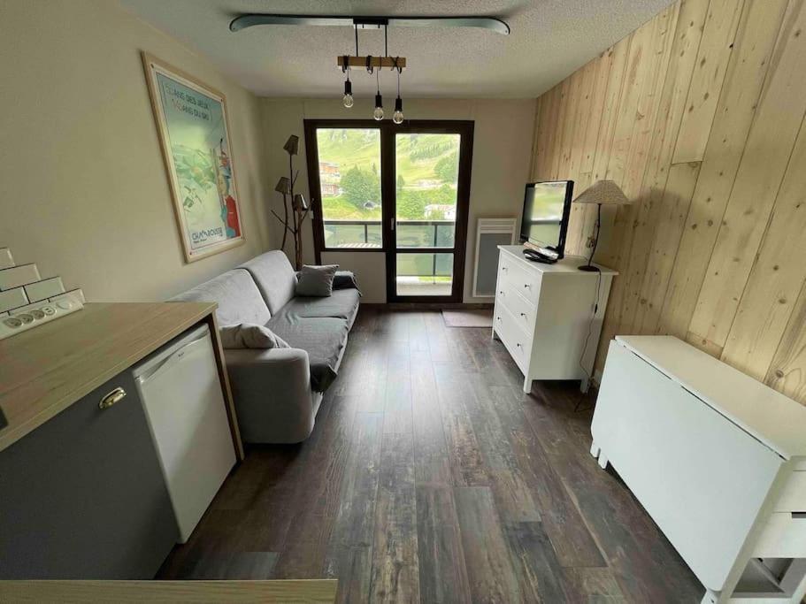 Studio Refait A Neuf Avec Balcon - Famille - Parking Couvert Chamrousse Dış mekan fotoğraf